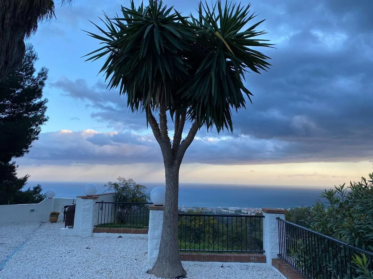 Casa Capricornio Bed & Breakfast Marbella